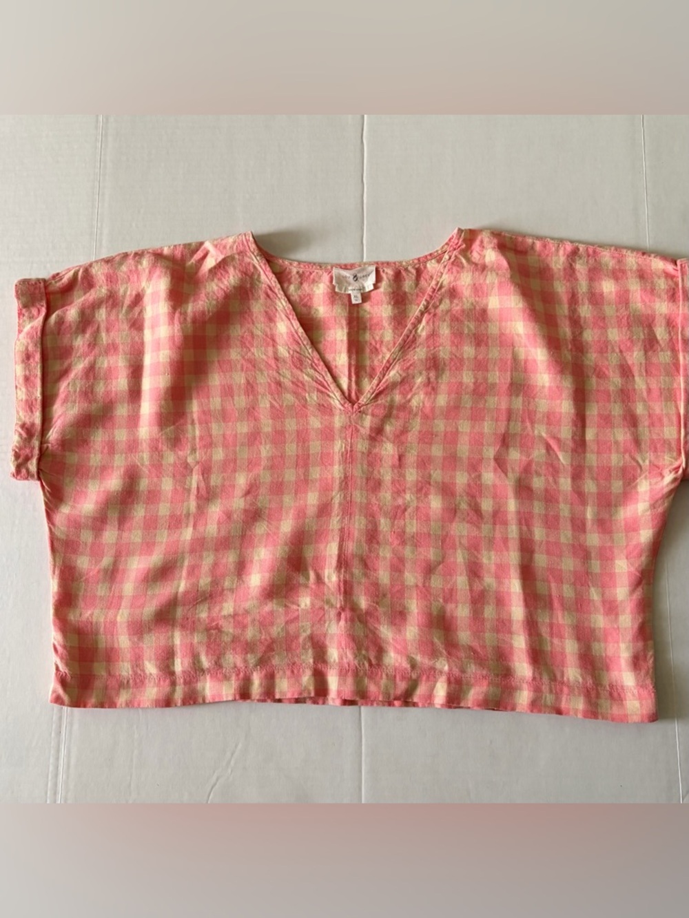 Lou & Grey Boxy Gingham V-Neck Top